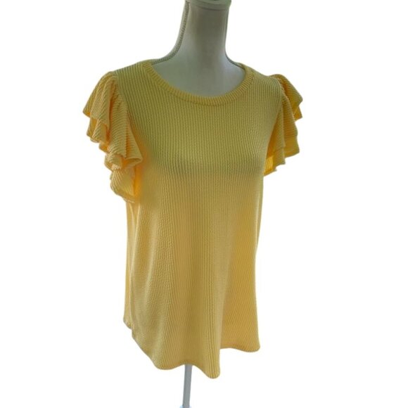 Les Amis Yellow Relax Fit Short Flutter Sleeve Top - Picture 2 of 5
